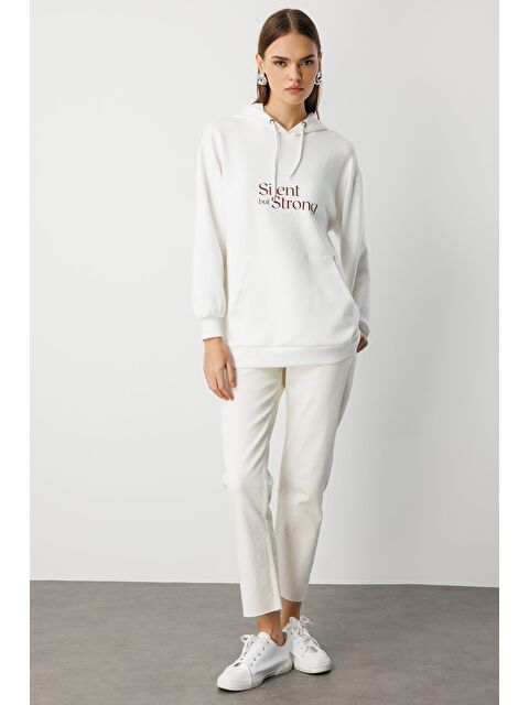Mizalle Yumuşak Dokulu Kapüşonlu Ekru Sweatshirt - S000487594-19965