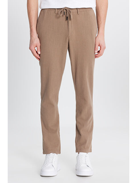 Altınyıldız Classics Erkek Kahverengi Keten Slim Fit Beli Bağlamalı Yan Cepli Casual Pantolon