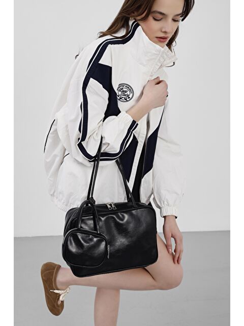 Shulebags Choker Charmlı Omuz Çantası Siyah - S000521775-2598