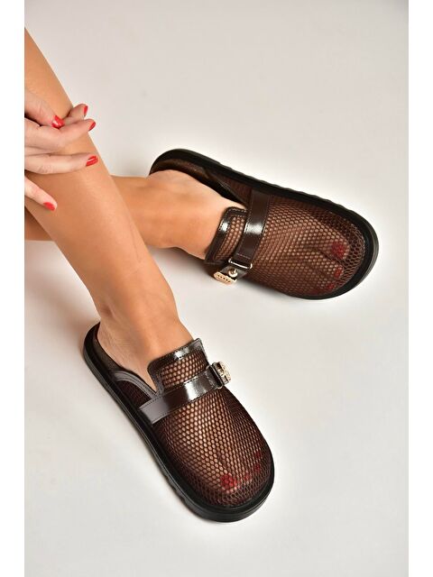 Fox Shoes Kahverengi Kadın Terlik Y250505015 - S000518130-19413