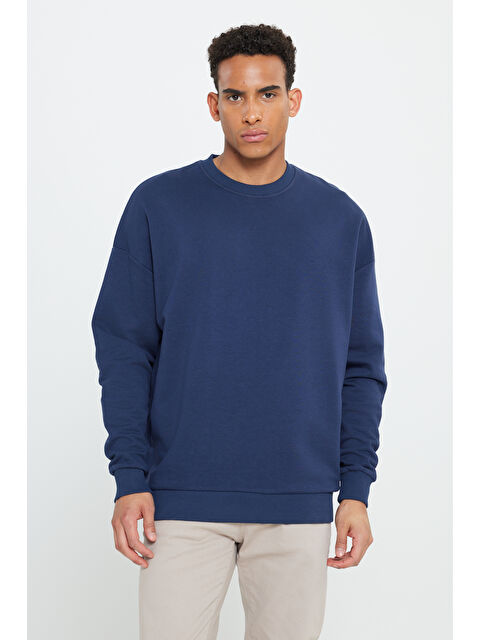 AC&Co / Altınyıldız Classics Erkek Lacivert Oversize Bol Kesim 3 İplik Bisiklet Yaka Pamuklu Sweatshirt - S000394409-21164