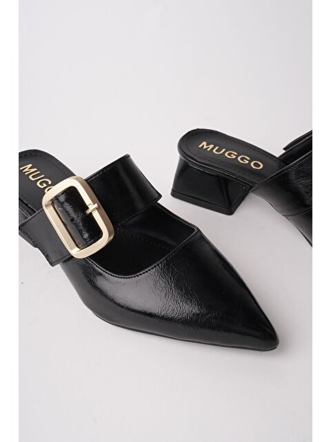 Muggo DESTİNY Gold Tokalı Tek Bant Sivri Burun Kadın Topuklu Terlik - S000518213-19351