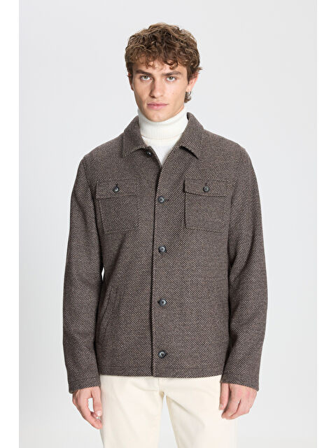 Altınyıldız Classics Erkek Kahve-Bej Comfort Fit Rahat Kesim Gömlek Yaka Desenli Ceket Gömlek - S000403214-37315