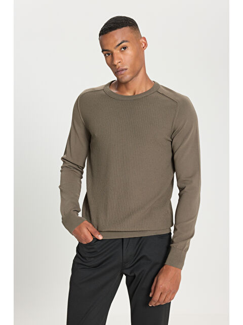 Altınyıldız Classics Erkek Haki Standart Fit Normal Kesim Bisiklet Yaka Jakarlı Triko Kazak - S000403217-18547