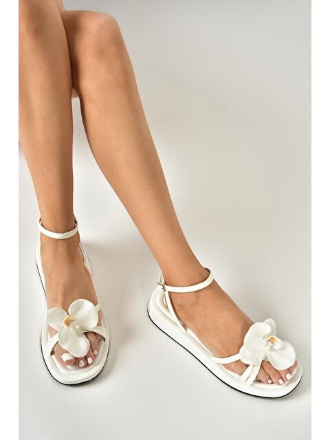 Fox Shoes U3429627 Beyaz Kadın Sandalet - S000356723-20063