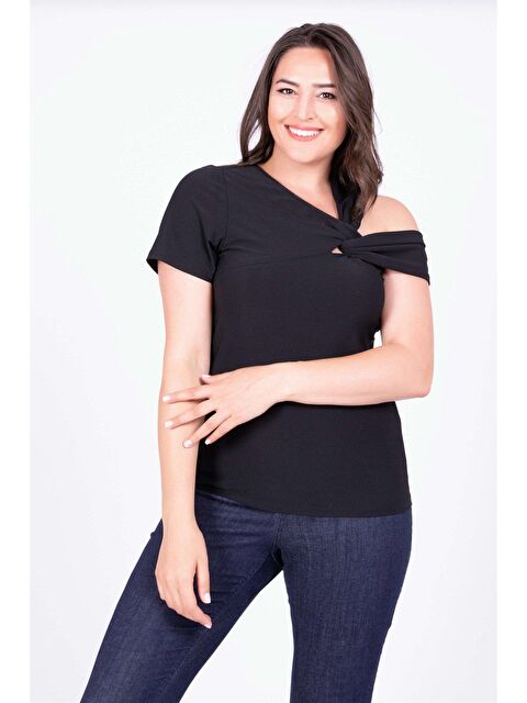 Mylinemoda Yaka ve Kol Detaylı Kadın Tişört - S000239198-19351