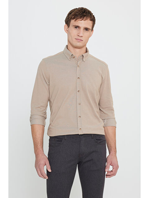 Altınyıldız Classics Erkek Vizon Pamuklu Örme Slim Fit Dar Kesim Düğmeli Yaka Gömlek