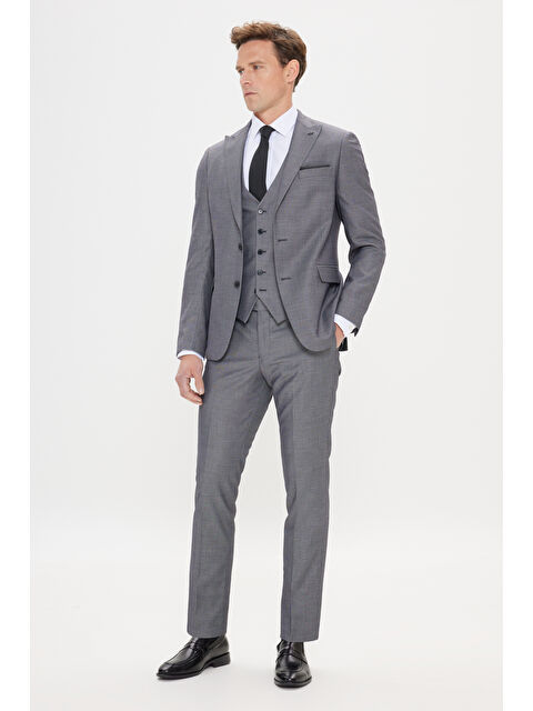Altınyıldız Classics Erkek Gri-Siyah Slim Fit Kırlangıç Yaka Desenli Yelekli Takım Elbise