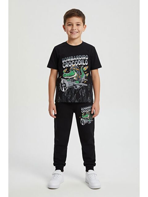 Cansın Mini Siyah Timsah Baskılı Eşofmanlı Erkek Çocuk Tişörtlü 2li Takım 23913
