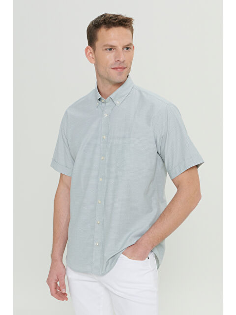 Altınyıldız Classics Erkek Haki Comfort Fit Rahat Kesim Düğmeli Yaka Armürlü Kısa Kollu Gömlek