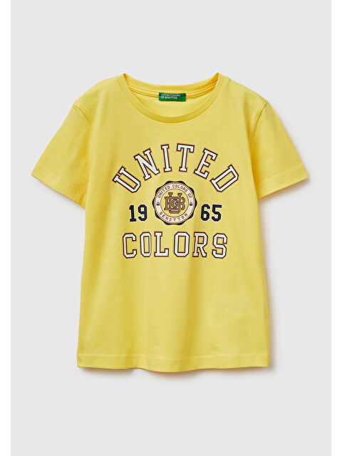 United Colors Of Benetton Erkek Çocuk Sarı Önü Logo Baskılı Yuvarlak Yaka T-Shirt