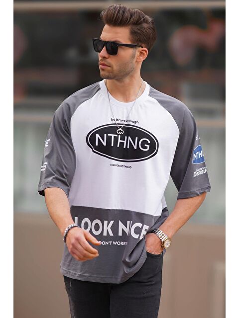 Madmext Beyaz Bisiklet Yaka Renk Bloklu Baskılı Erkek %100 Pamuk Tişört 7027 - S000206116-20063