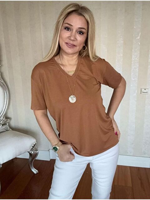 Jane's Kadın Kısa Kollu V Yaka Bluz