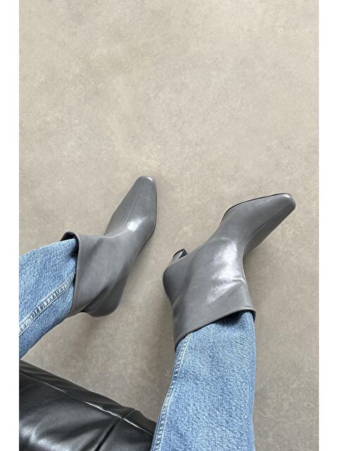 Straswans Viva Kadın Kırışık Deri Bot Gri - S000512893-20600