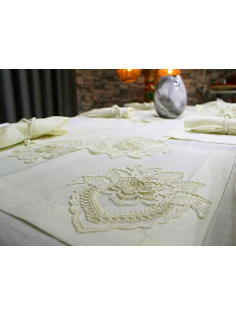 Çeyiz Diyarı Fransız Dantelli El İşi Menekşe 34 Parça Amerikan Servis Seti Krem - S000494924-19966