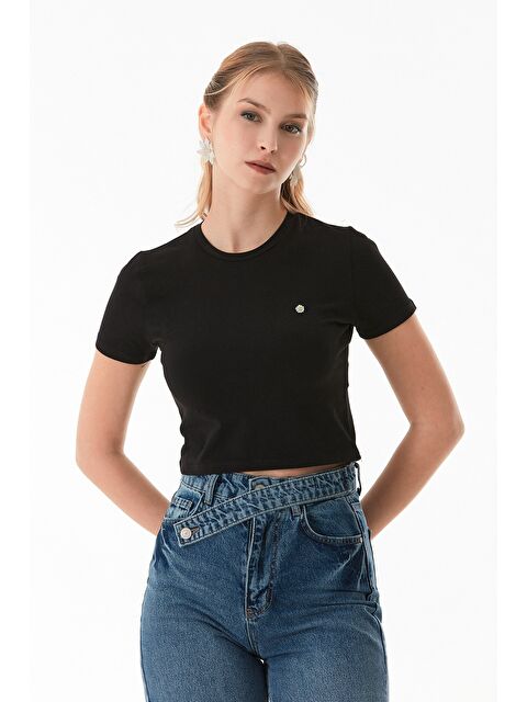 Fullamoda Kalp Nakışlı Bisiklet Yaka Crop Tişört - S000350568-19351