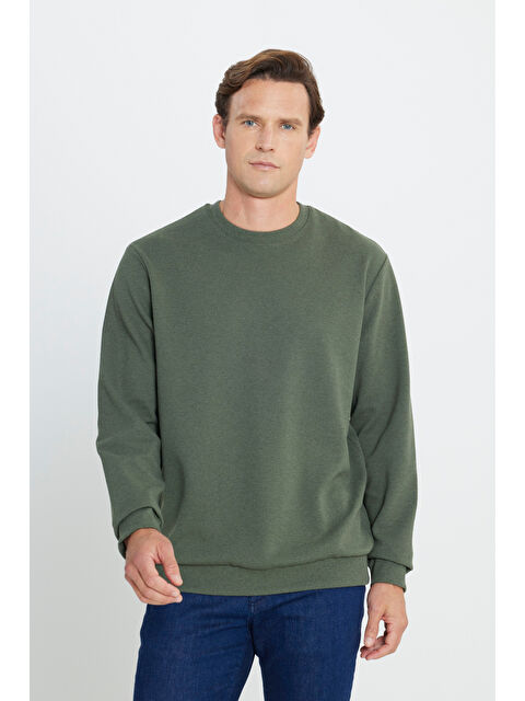 AC&Co / Altınyıldız Classics Erkek Haki 2 İplik Sıcak Tutan Standart Fit Normal Kesim Bisiklet Yaka Dokulu Sweatshirt - S000394458-18547