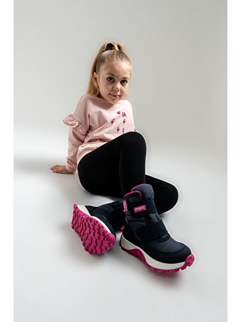 Mnpc Kız Çocuk Lacivert Su Geçirmez Anatomik Günlük Bot - S000447440-21164