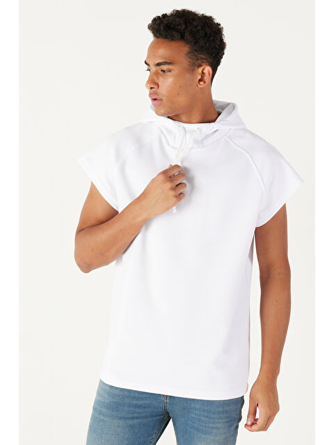 AC&Co / Altınyıldız Classics Erkek Beyaz Long Fit Kapüşonlu Kolsuz Sweatshirt - S000394450-20063