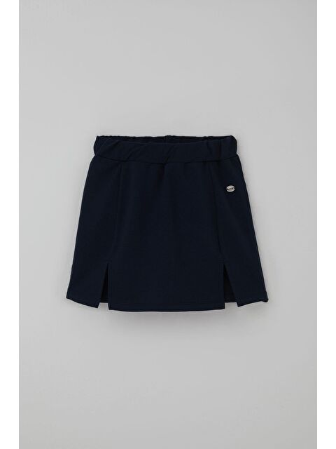 Breeze Kız Çocuk Şort Etek Arma Aksesuarlı Yırtmaçlı Lacivert (9-14 Yaş)