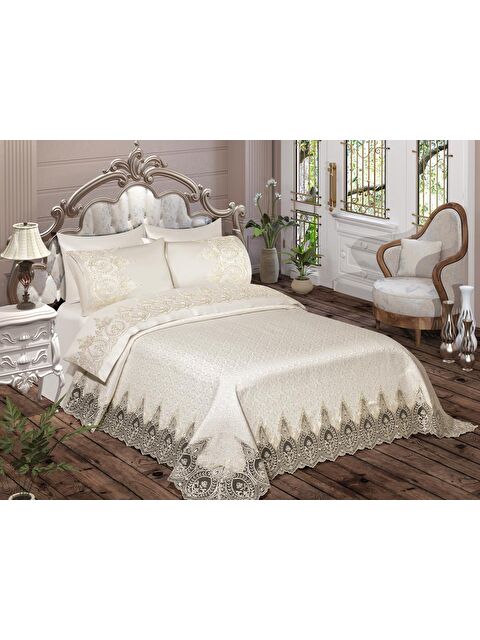Çeyiz Diyarı İlayda Fransız Güpürlü Brokar Pike Takımı Krem - S000511519-19966