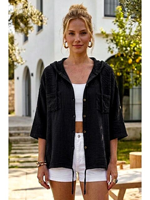 Chiccy Siyah Kapüşonlu Kısa Kol Çift Cepli Brodeli Etek Ucu Bağlamalı Casual Müslin Dokuma Ceket 63 63