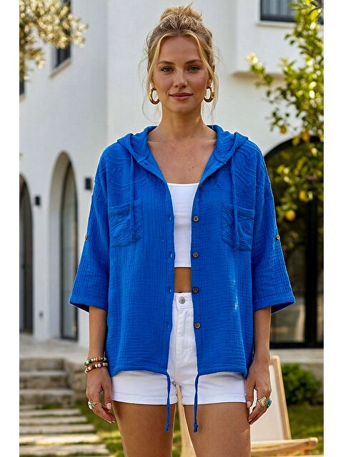 Chiccy Saks Mavisi Kapüşonlu Kısa Kol Çift Cepli Brodeli Etek Ucu Bağlama Casual Müslin Dokuma Ceket 63 63