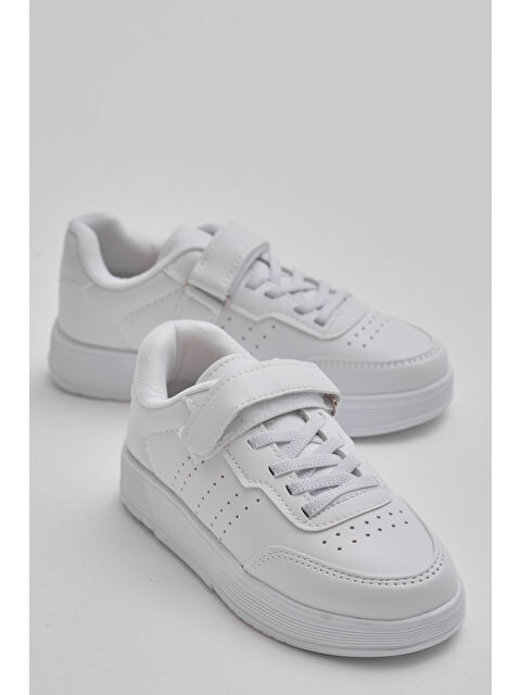 TONNY BLACK Çocuk Unisex Beyaz Faylon Hafif Taban Bağcıklı Günlük Spor Ayakkabı - S000493937-20063