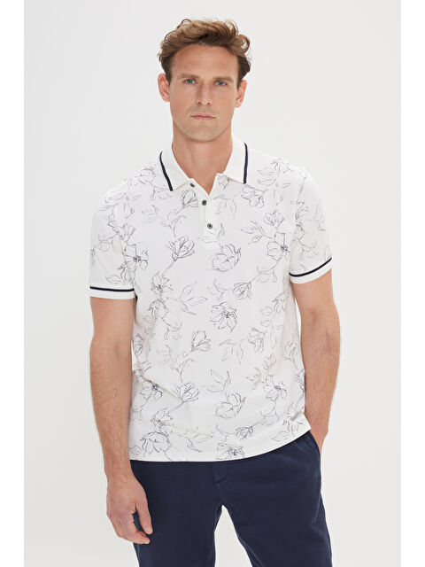 Altınyıldız Classics Erkek Beyaz-Lacivert Slim Fit Dar Kesim %100 Pamuk Çiçek Baskılı Polo Yaka Tişört