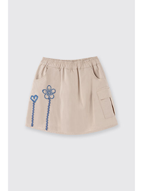 Panço Kız Çocuk Çiçek Ve Kalp Nakışlı Su Taşı Detaylı İç Astarı Şortlu Lastikli Bej Etek - S000514238-19928