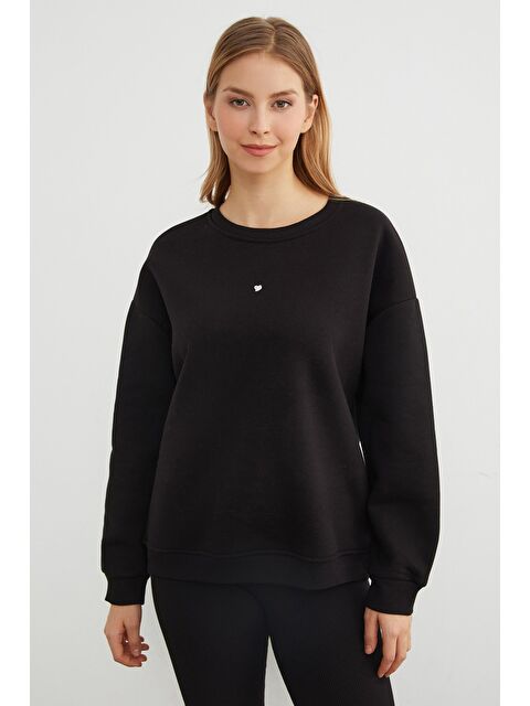 Fullamoda 3 İplik Taşlı Kalp Detaylı Oversize Sweatshirt - S000450114-19351