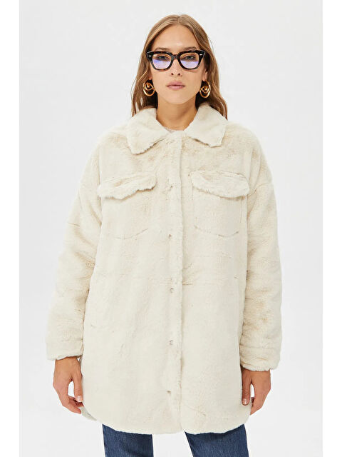 Only Onlvida Regular Fit Yumuşak Dokulu Düğmeli Kadın Mont 15260048 - S000465272-25636