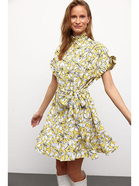 Muni Muni Desenli Rahat Kesim Kemerli Elbise