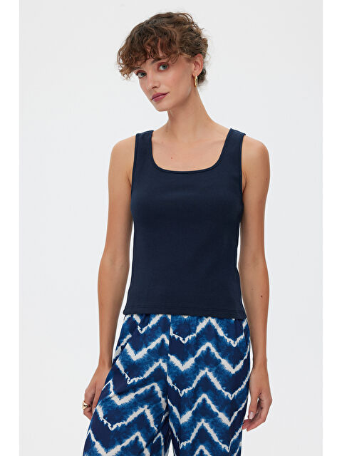 Muni Muni Kare Yaka Pamuklu Kaşkorse Atlet