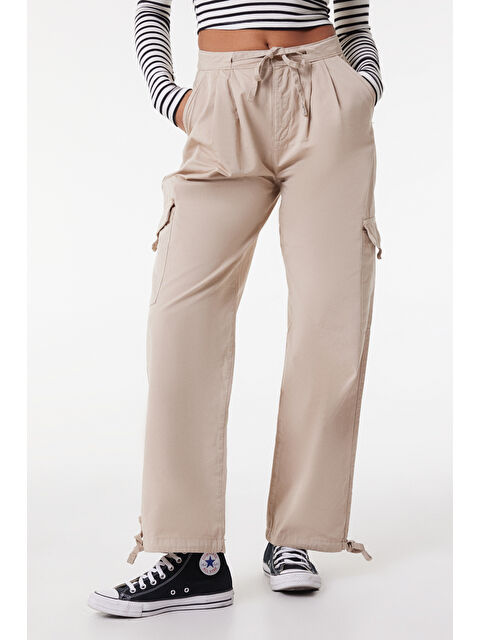 Wrangler Regular Fit Normal Kesim %100 Pamuk Bej Jogger Pantolon - S000470842-19928