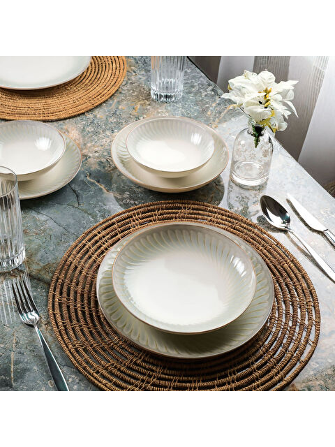 GÜRAL PORSELEN Camelia 24 Parça 6 Kişilik Yemek Takımı 39632 - S000483464-37646