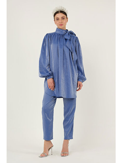 HE-QA Yakası Bağcıklı Takım Lacivert