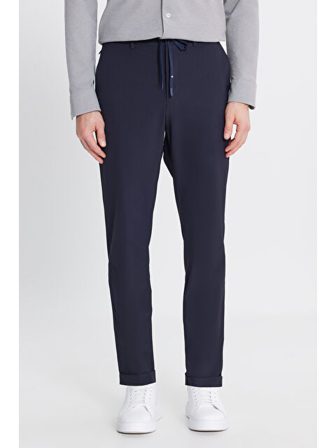 Altınyıldız Classics Erkek Lacivert 360 Her Yöne Esneyen Slim Fit Dar Kesim Beli Bağlamalı Yan Cep Casual Pantolon