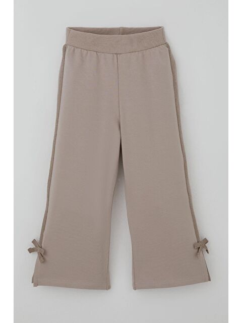 Breeze Kız Çocuk Eşofman Altı Paçası Yırtmaçlı Fiyonk Aksesuarlı Yanları Biyeli Vizon (3-8 Yaş) - S000527304-26429