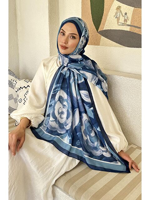 Lamelif Çiçek Desen Pamuk Şal Gece Mavisi
