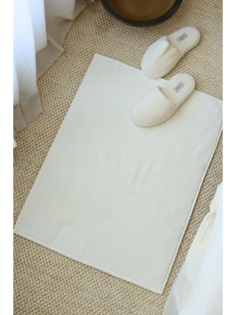 İrya Velluna Tekli Havlu Banyo Paspası 50x80 cm Ekru - S000502877-19965