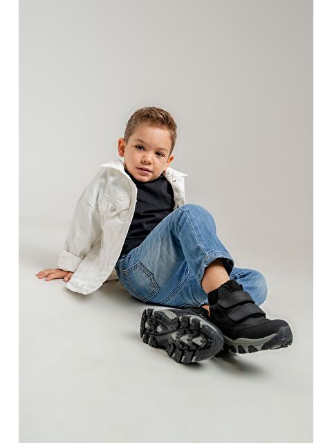 Mnpc Erkek Çocuk Siyah Hakiki Deri Suya Dayanıklı Anatomik Günlük Bot - S000447416-19351