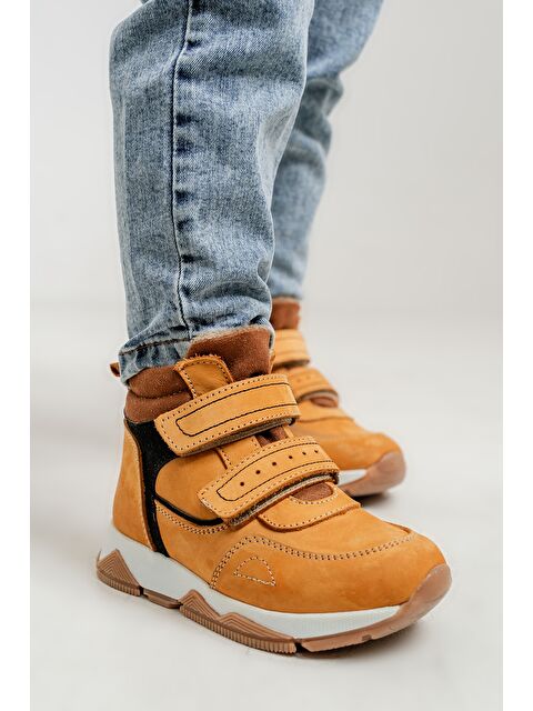 Mnpc Erkek Çocuk Sarı Hakiki Deri Suya Dayanıklı Anatomik Günlük Bot - S000447499-23710