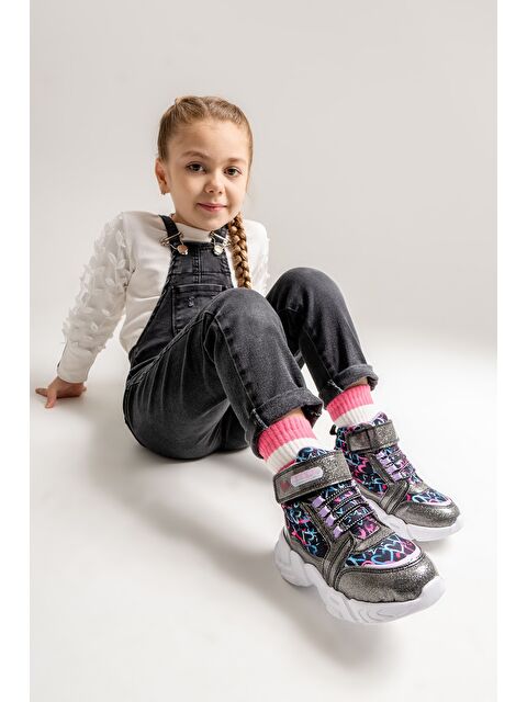 Mnpc Kız Çocuk Platin Suya Dayanıklı Anatomik Günlük Bot - S000446438-18105