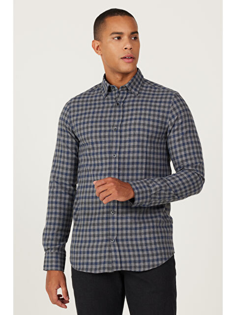 AC&Co / Altınyıldız Classics Erkek Lacivert Slim Fit Dar Kesim Gizli Düğme Yaka Kareli Kalın Tuşeli Kışlık Gömlek - S000394472-21164