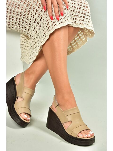 Fox Shoes Bej Kadın Dolgu Topuklu Ayakkabı U5559603 - S000401174-19928