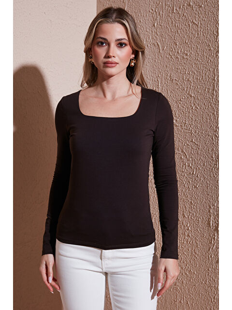 Fashion Friends Pamuklu Slim Fit Kare Yaka Kadın Bluz 25K0019K1 - S000485310-19413