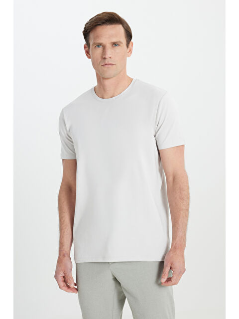 Altınyıldız Classics Erkek Açık Gri 360 Derece Her Yöne Esneyen Slim Fit Bisiklet Yaka Tişört