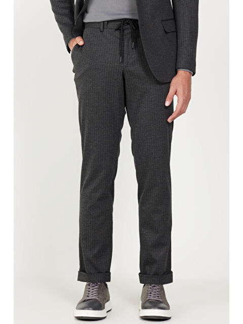 Altınyıldız Classics Erkek Antrasit Slim Fit Dar Kesim Mono Yaka Çizgili Takım Elbise - S000403284-29666