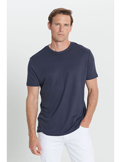 Altınyıldız Classics Erkek Lacivert Yumuşak Dokulu Slim Fit Dar Kesim Bisiklet Yaka Tişört